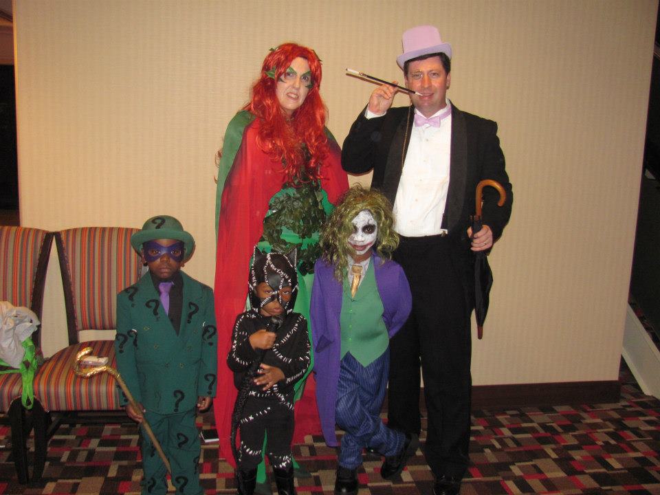 Family cosplaying as DC Batman villains